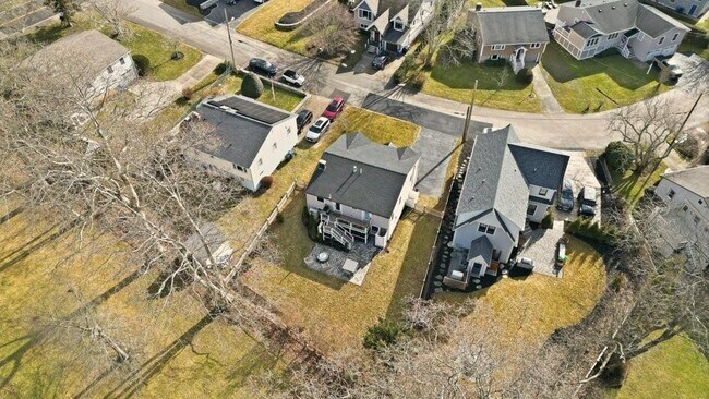 Building Photo - 8 Kerins Terrace