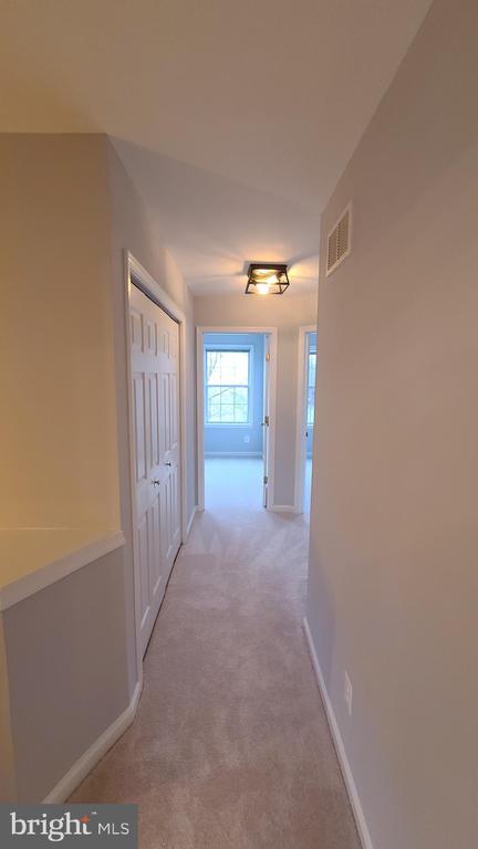 Building Photo - 47682 Sandbank Square