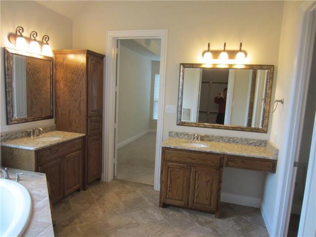 Building Photo - 12723 Ridge Spring Dr