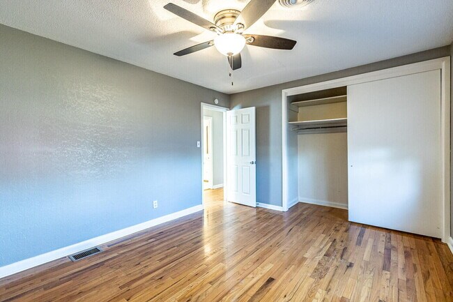 Building Photo - 3814 32nd St