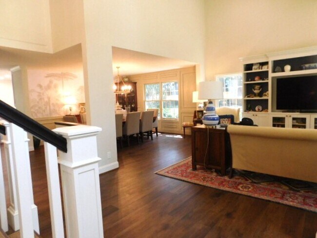 Building Photo - Beautiful Custom Unfurnished Home Located In Sea Pines Resort