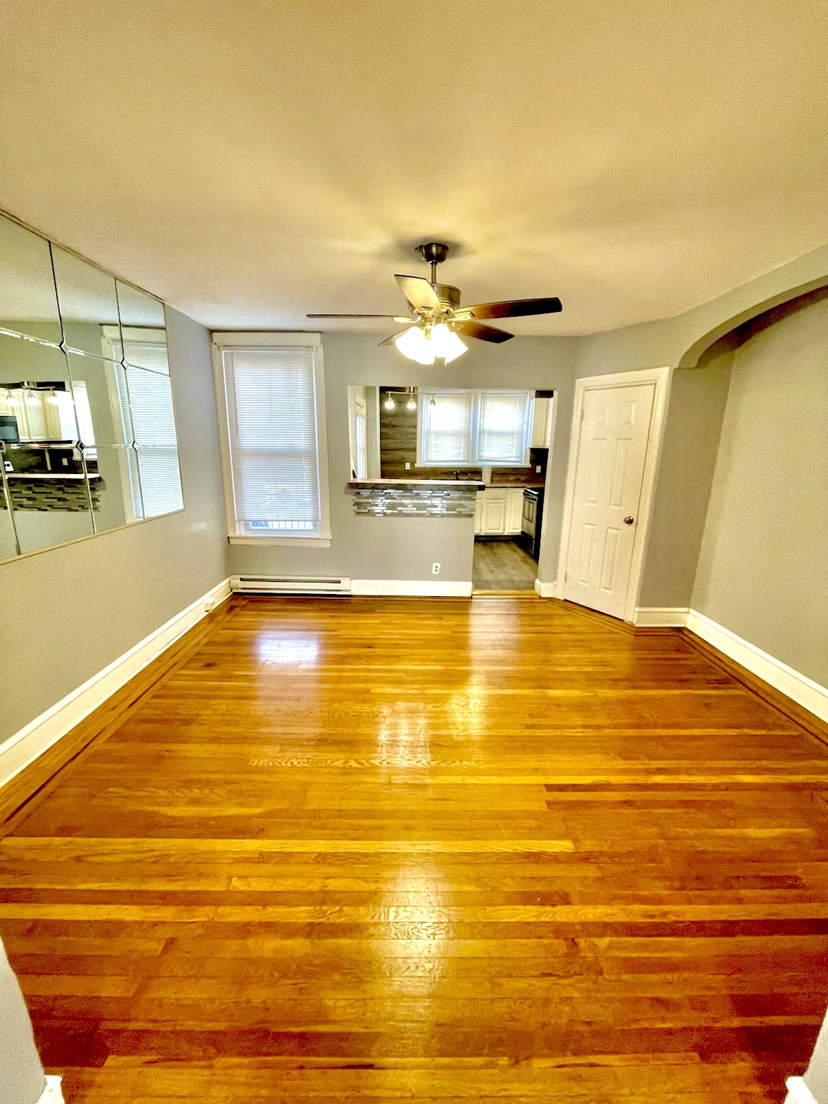 Dining Area - 4032 Castor Ave