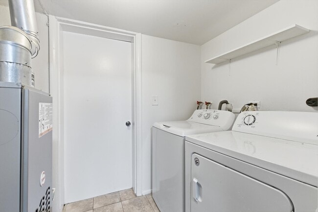 Building Photo - 7526 Bristol Ln