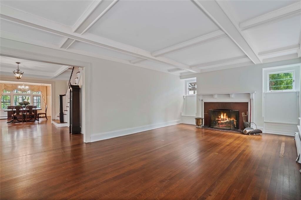 Building Photo - 134 Pelhamdale Ave