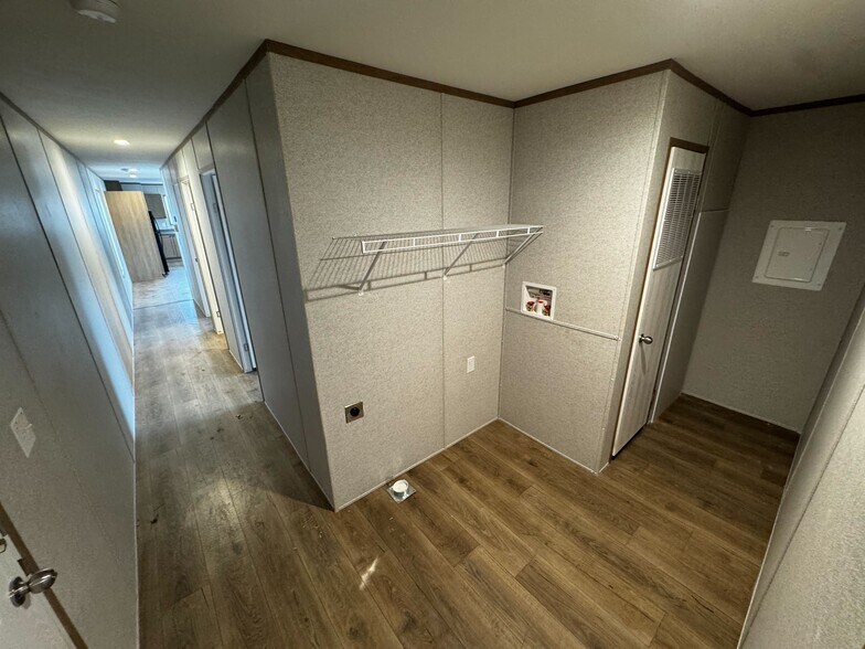 Building Photo - 3510 N 9th St