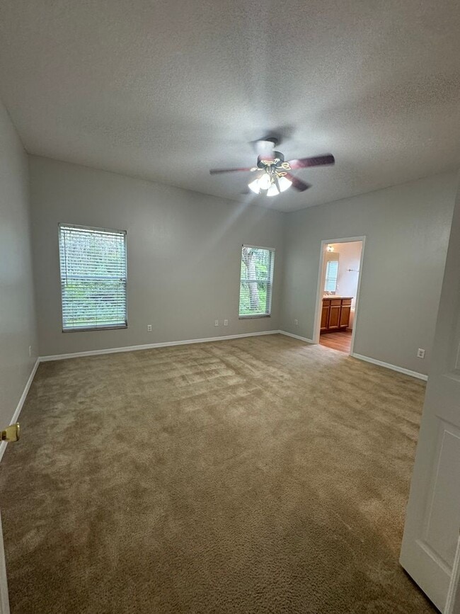 Building Photo - Avalon Lakes: 3 Bedroom, 2 Bathroom, 2 Car Garage home