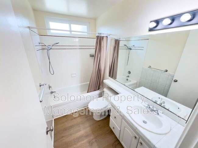 Building Photo - 2701 Fire Mountain Dr