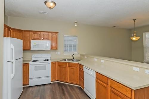 Building Photo - 12522 Deaton Hill Dr