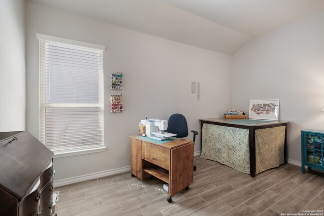 Building Photo - 1525 Cawdon Park