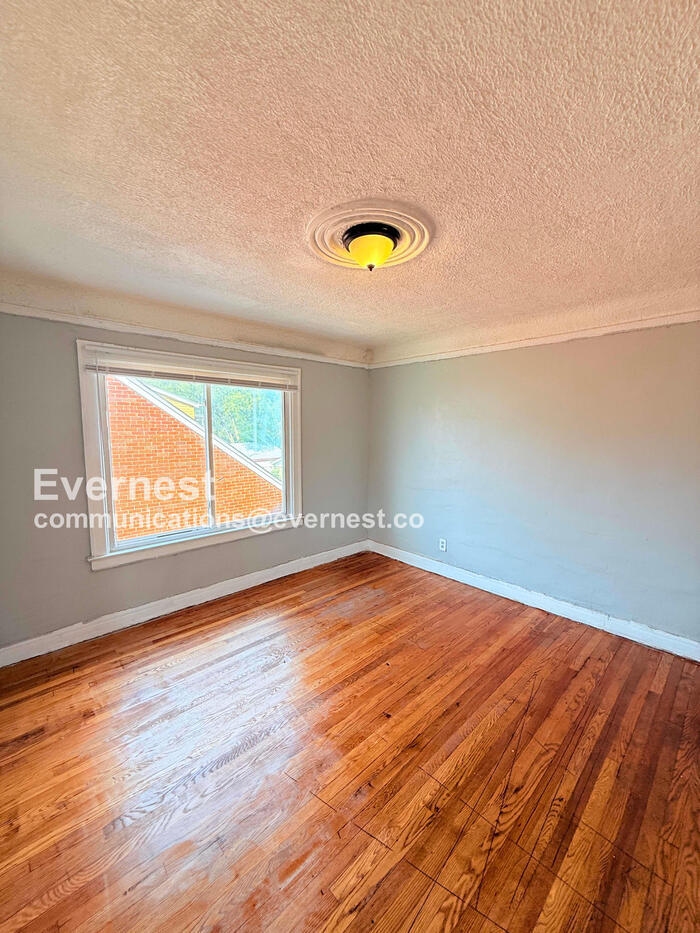 Building Photo - 15444 Appoline St