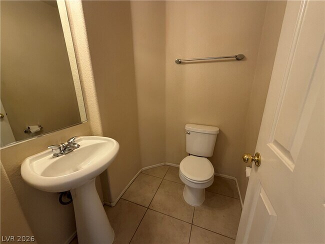 Building Photo - 6420 Casamar St