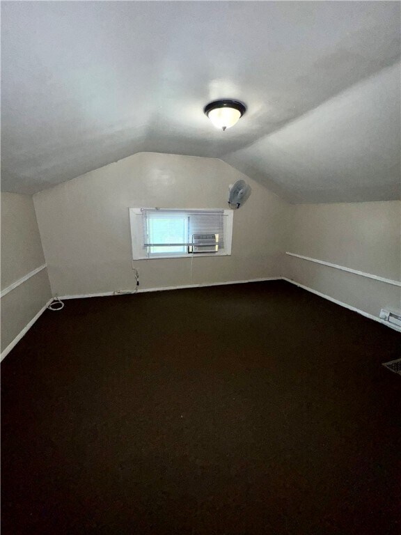 Building Photo - 57 Ferncliffe Dr