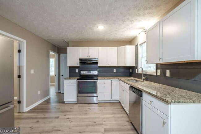 Building Photo - 3080 Meadow Trail