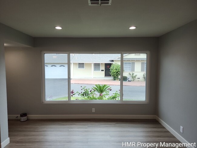 Building Photo - Charming Updated Home with Modern Upgrades