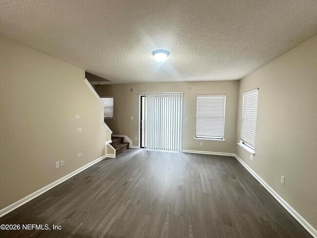 Building Photo - 7775 Playschool Ln