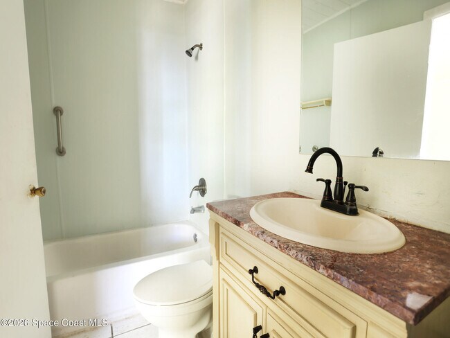 Building Photo - 317 Pineda St