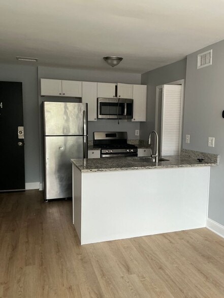 Primary Photo - 1215 Alabama Ave SE