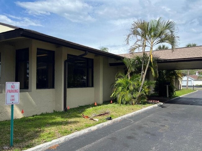 Building Photo - 1220 13th Cir SE