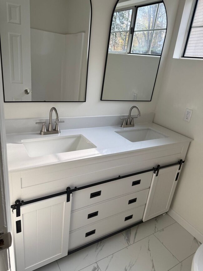 Building Photo - Available