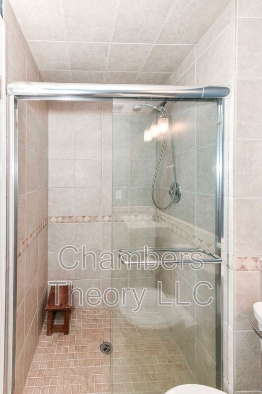 Building Photo - 1661 Fieldthorn Dr