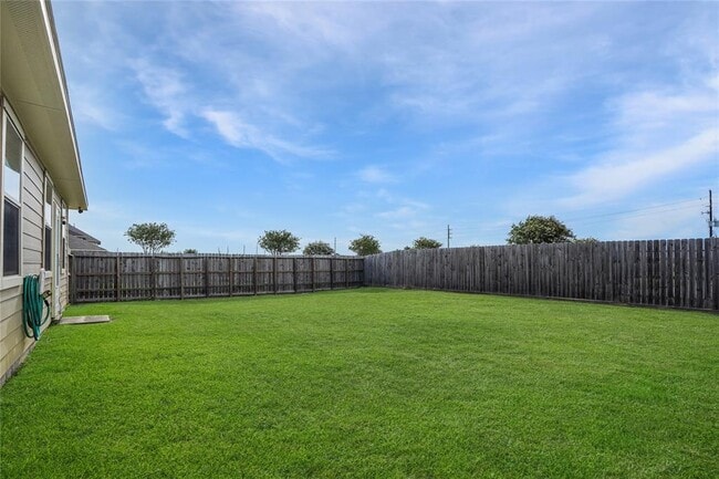 Building Photo - 22322 Albee Dr