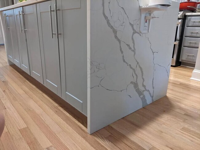 Building Photo - 1612 5th St NW