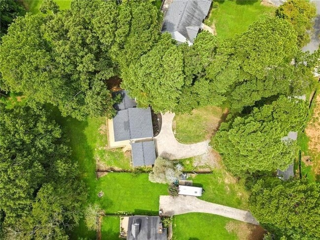 Building Photo - 7600 Fields Dr
