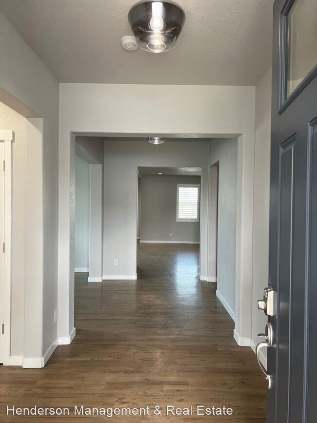 Building Photo - 5 br, 4 bath House - 2450 Likens Dr