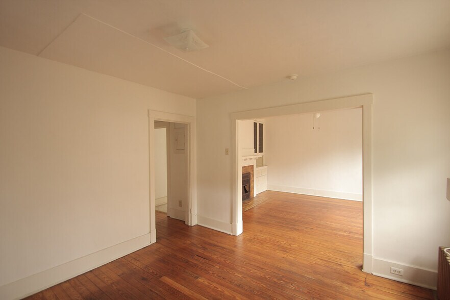 Building Photo - 609 Mifflin Ave