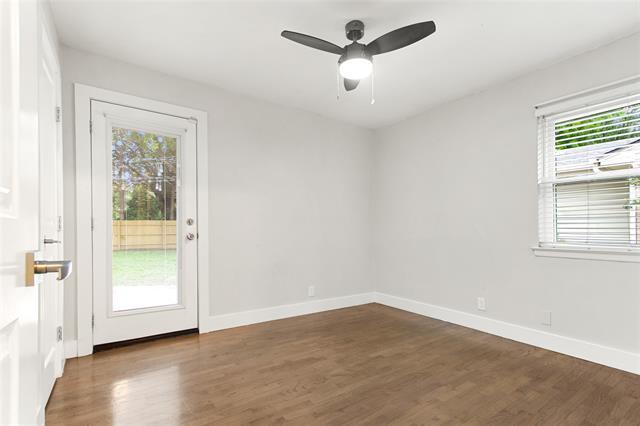 Building Photo - 10005 Newcombe Dr