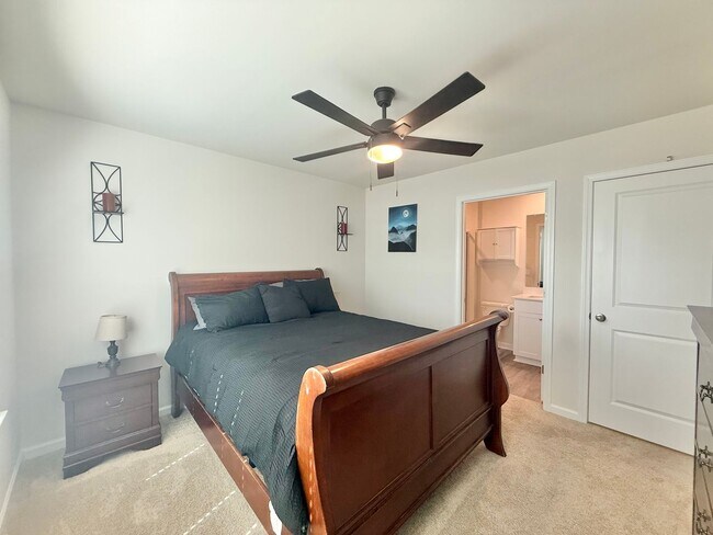 Building Photo - 8621 Brixton Shay Dr