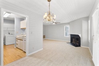 Building Photo - 663 Bartons Landing Pl