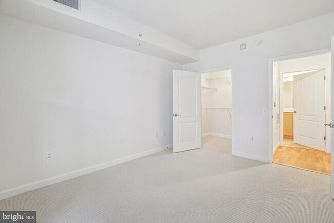 Building Photo - 1441 Rhode Island Ave NW