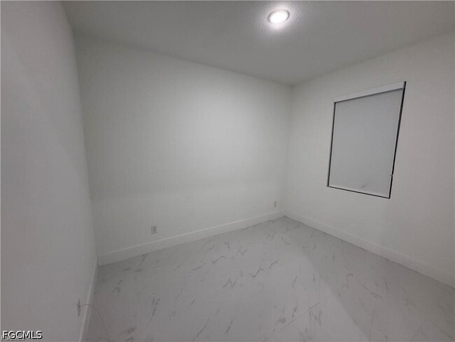 Building Photo - 3222 48th St W