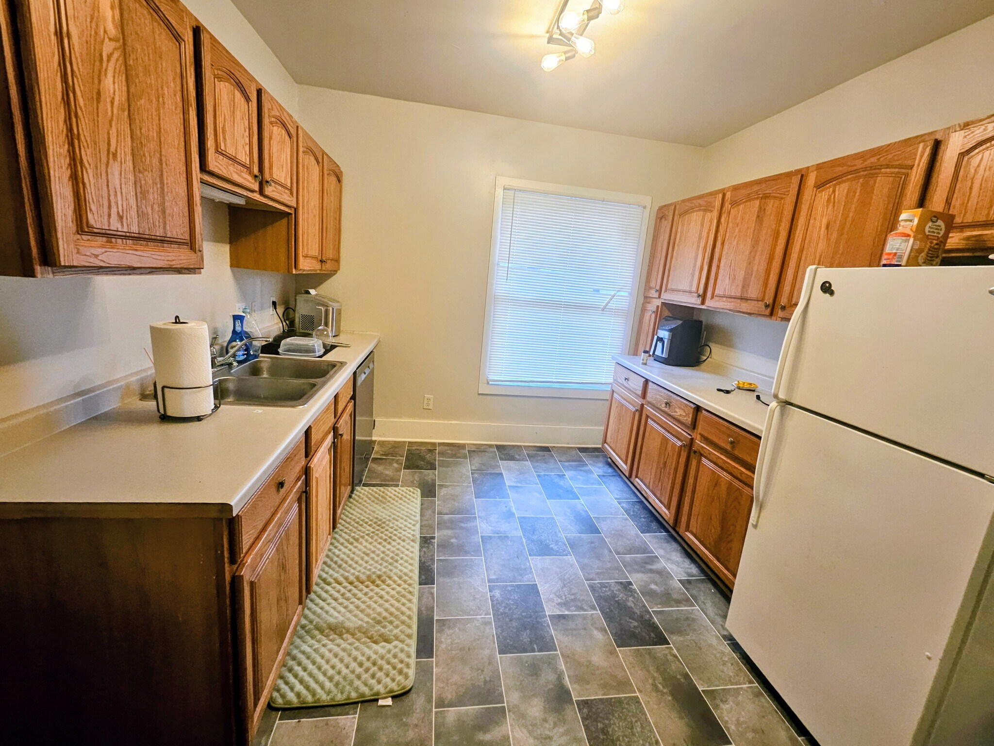 Building Photo - 3019 N Frederick Ave