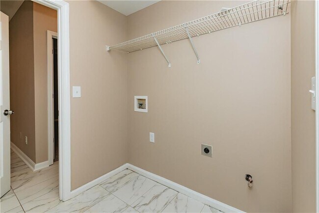 Building Photo - 5664 Jackson Knoll Trace NW