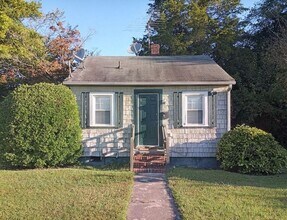 Building Photo - 1 bedroom/1 bathroom- Penniman Road