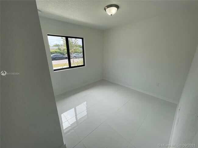 Building Photo - 298 NW 97th St