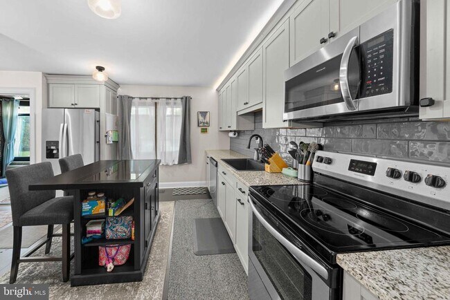 Building Photo - 3415 Pebble Beach Dr