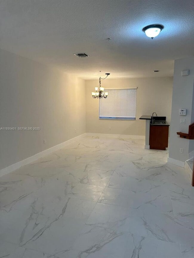 Building Photo - 12421 SW 50th Ct