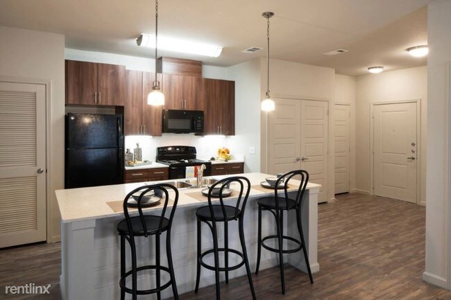 Building Photo - 3 br, 2 bath Apartment - 11320 Manchaca Rd