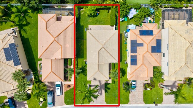 Building Photo - 7630 Topiary Ave