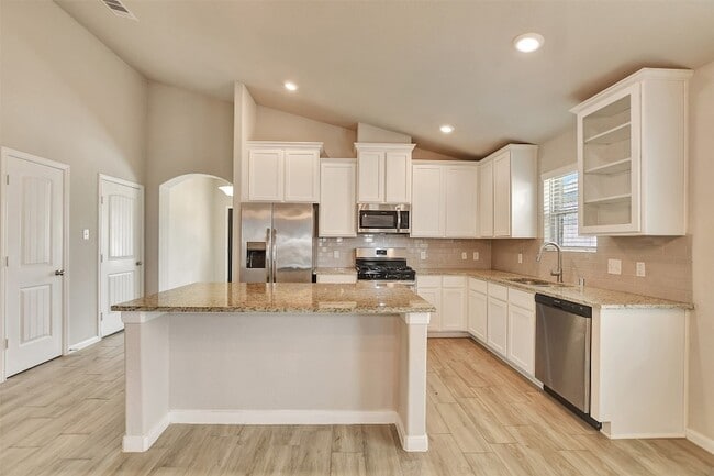 Building Photo - 388 Kendall Crest Dr