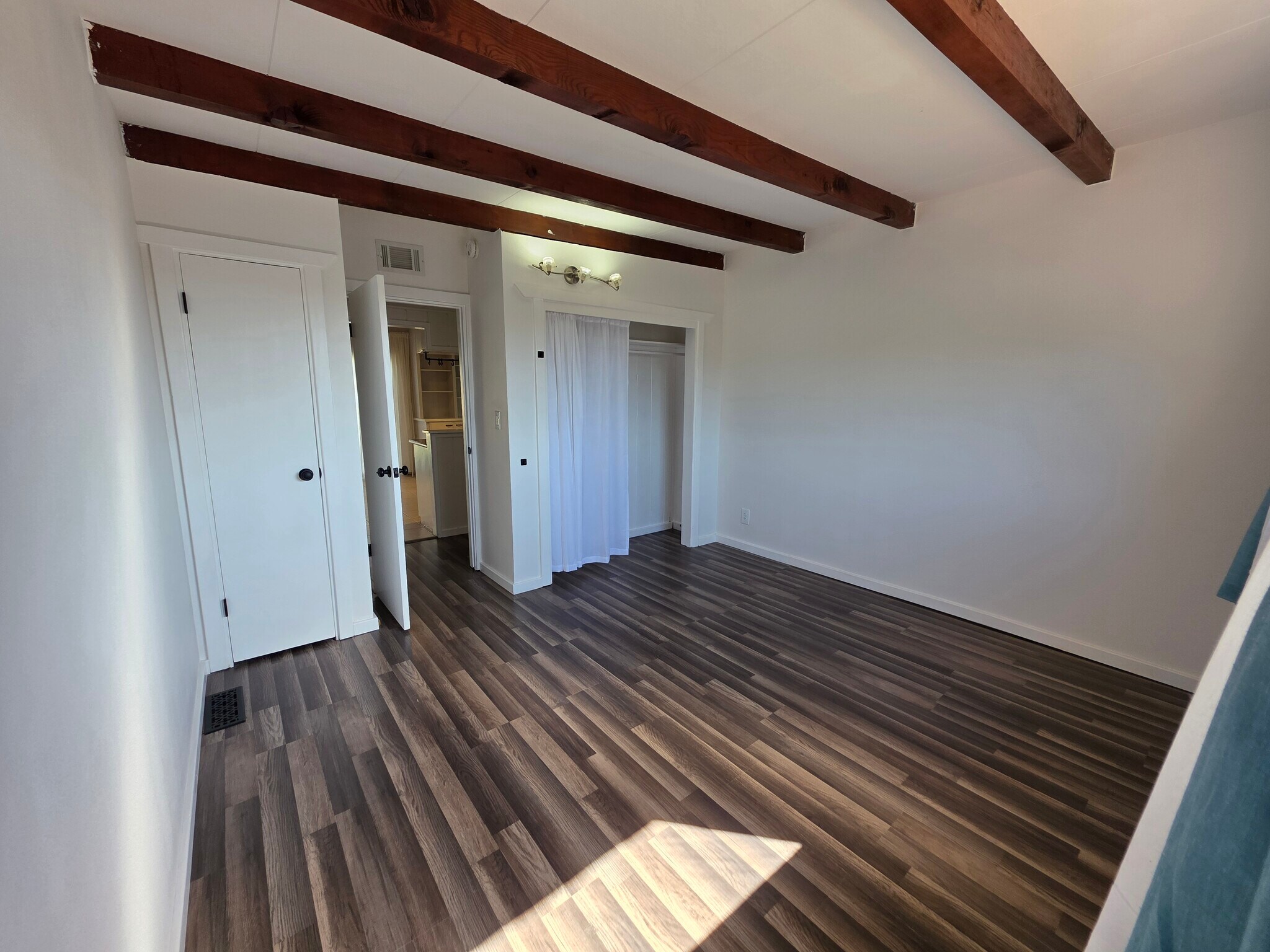 Bedroom 1, opposite view. - 456 E Indian Rock Rd