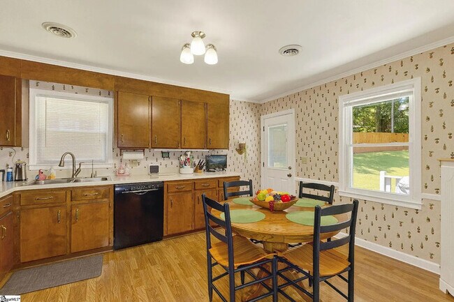 Building Photo - 306 Verner Dr