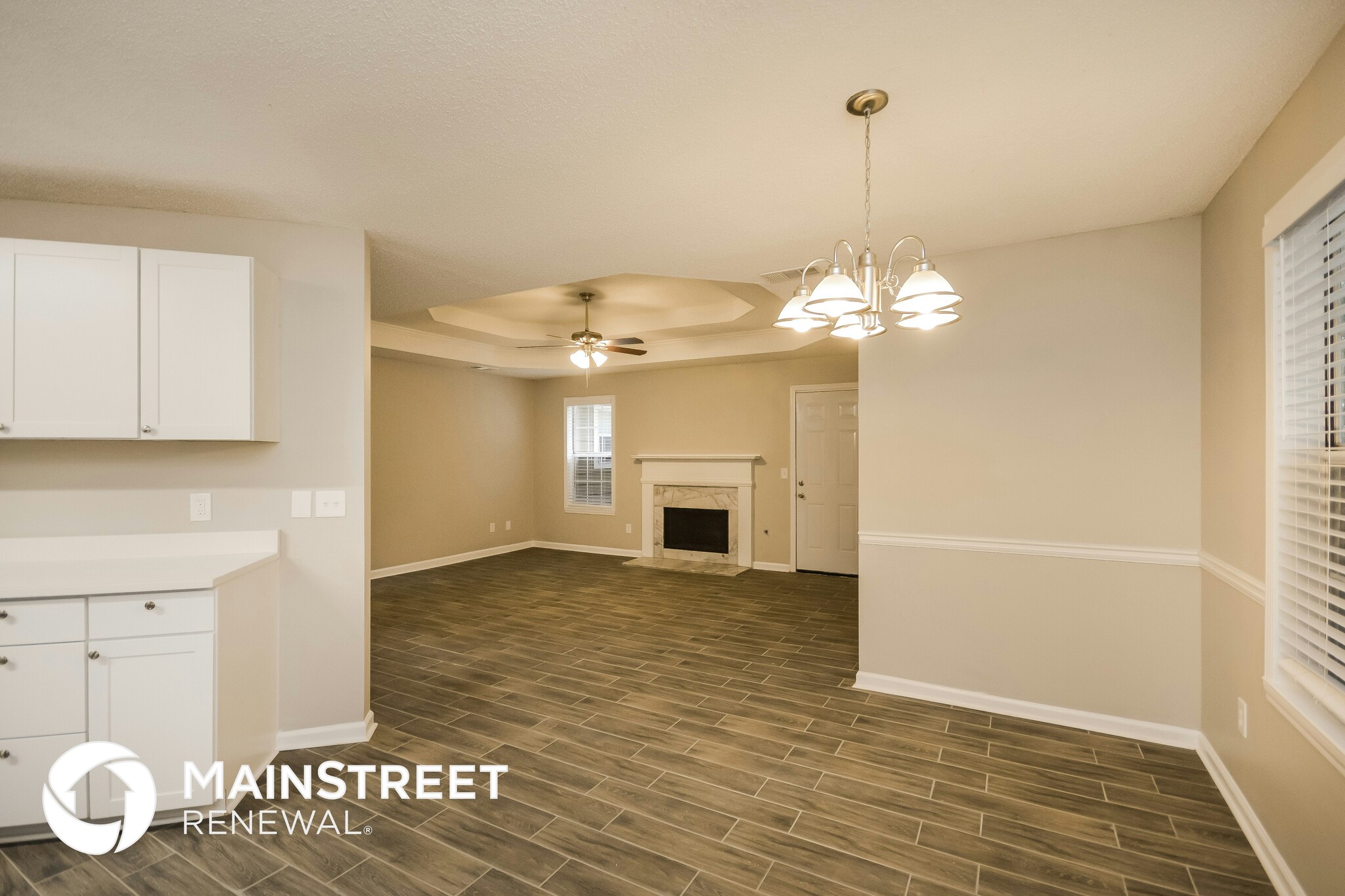 Building Photo - 150 Lazy Hollow Ln