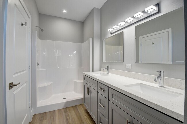 Building Photo - Frederick Isles Townhomes - Delray Beach