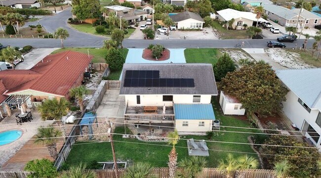 Building Photo - 723 Sailfish Dr