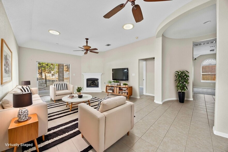 Building Photo - 12820 Appaloosa Chase Dr