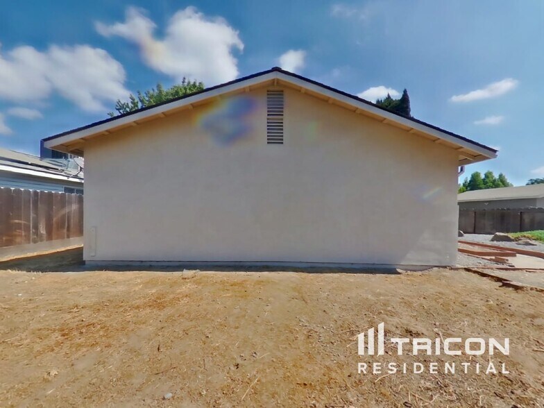 Building Photo - 515 Tisdell Dr